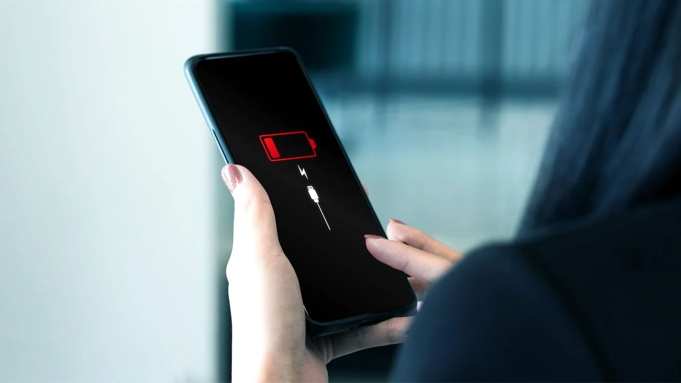 How to Handle a Swollen Battery